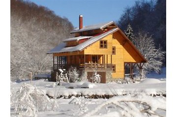 România Privát Baraj Leşu, Exteriorul
